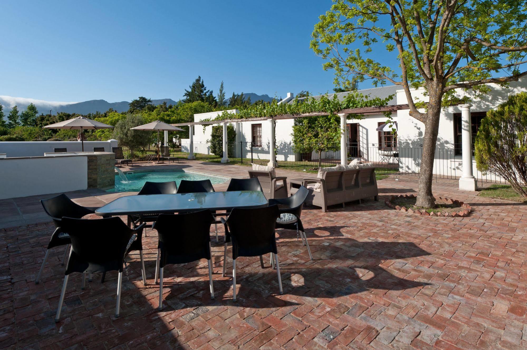 La Galiniere Guest Cottages Франсхук Экстерьер фото
